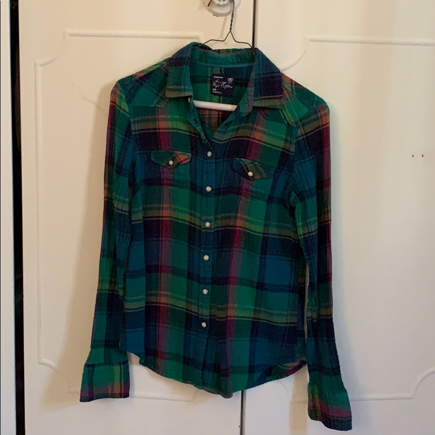 American Eagle Button Down